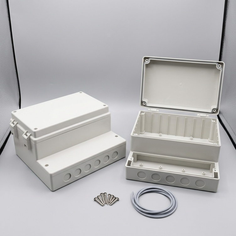 11-24 Plastic Enclosure
